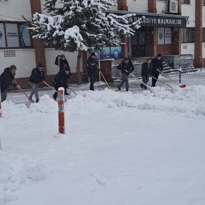 Horasan Belediyesi’nden Kesintisiz Karla Mücadele  