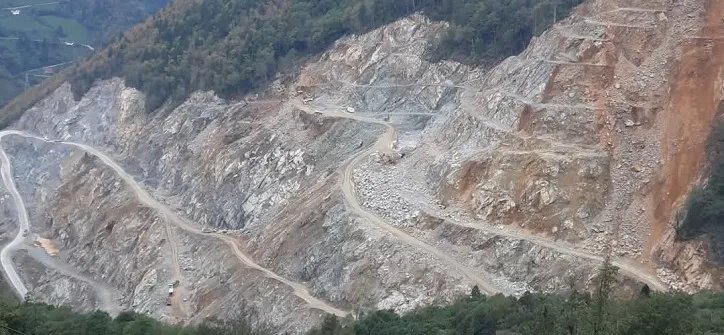 İyidere Lojistik Limanı İçin Taş Alınan İkizdere Taş Ocağı