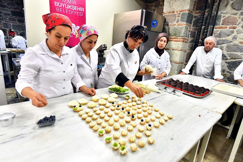 Kursiyer olarak girdikleri Meslek Fabrikası