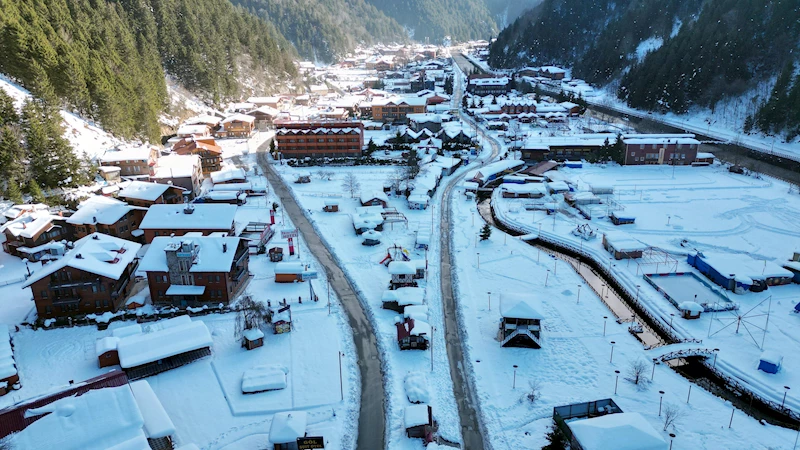 Beyaza bürünen Uzungöl’de ‘kış turizmi’ atağı / Ek fotoğraflar