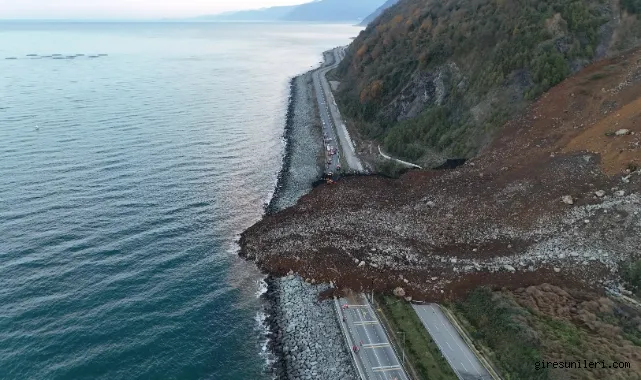 Rize-Artvin Kara Yolunda Heyelan: Karadeniz Sahil Yolu Ulaşıma Kapandı