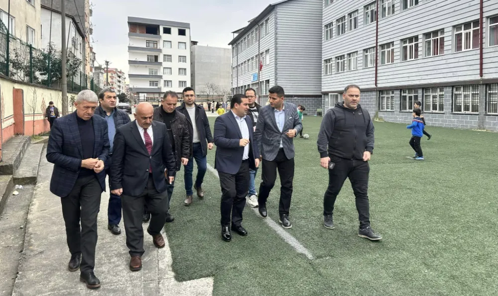 Kaymakam Altay Ardeşen İmam Hatip Ortaokuluna ziyaret gerçekleştirdi