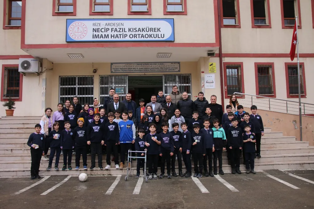 Ardeşen Kaymakamı Ferhat ALTAY okul ziyaretlerine devam ediyor.