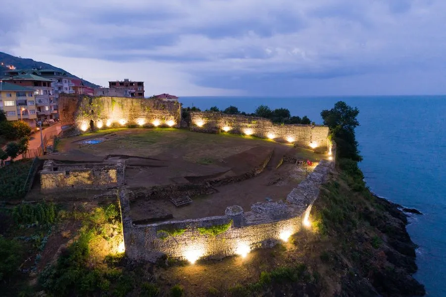 TRABZON AKÇAKALE KALESİ TURİZMİN MERKEZİ OLACAK