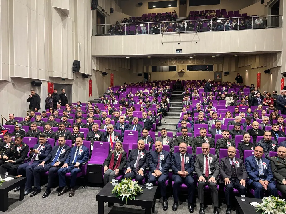 Trabzon Fen Lisesi Öğrencilerinin Eserleri Kurtuluşun 106. Yıl Dönümünde Sergilendi