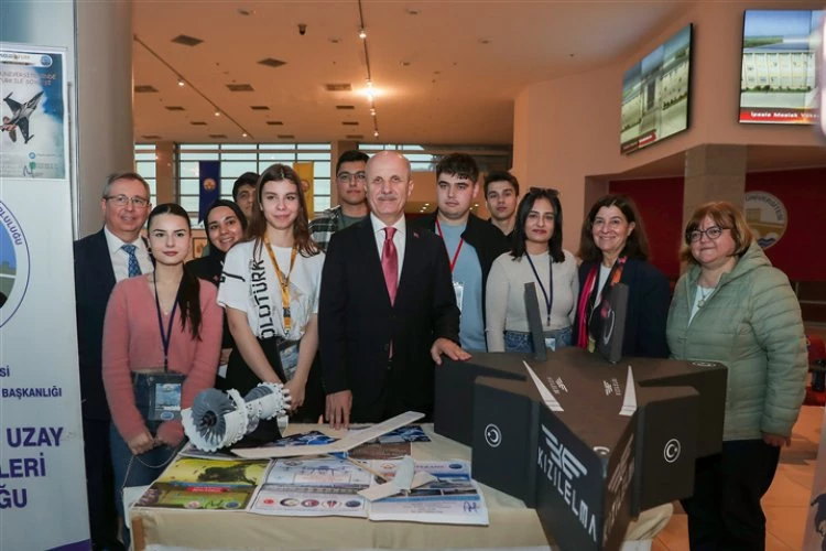 YÖK Başkanı Erol Özvar, öğrencilerle buluştu