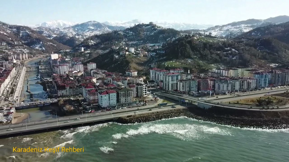 Of ve Araklı’ da Hep Anı Nakarat