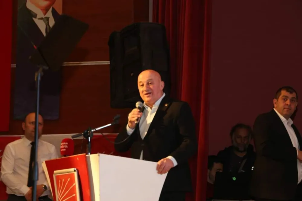 CHP Artvin Milletvekili Uğur Bayraktutan, Şubat 2024 faaliyet raporunu kamuoyuyla paylaştı