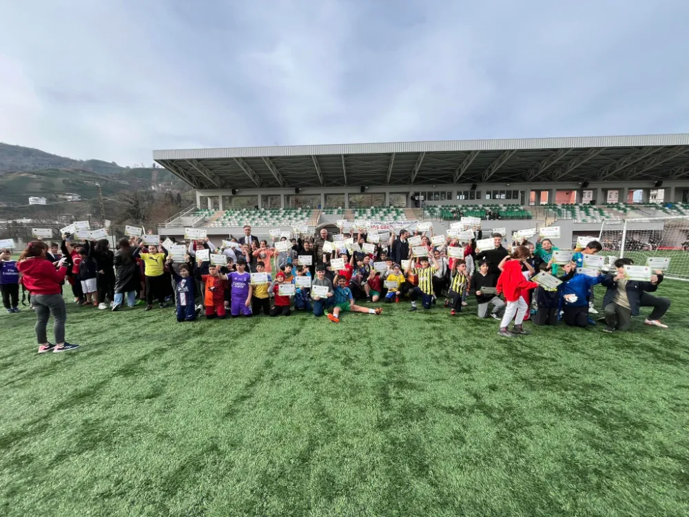 2. Fındıklı Grassroots Herkes İçin Futbol Şenliğinin 3. Etabı Yapıldı.