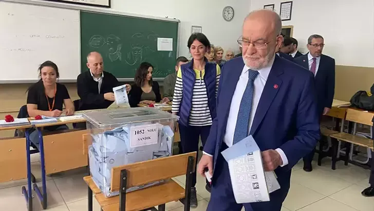 Karamollaoğlu, oyunu kullandı