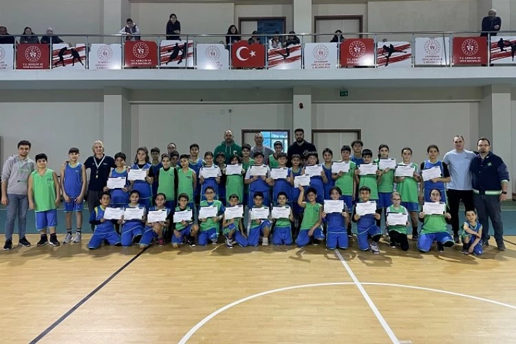 Diyarbakır’da TOFAŞ Basketbol Kampı’na yoğun ilgi