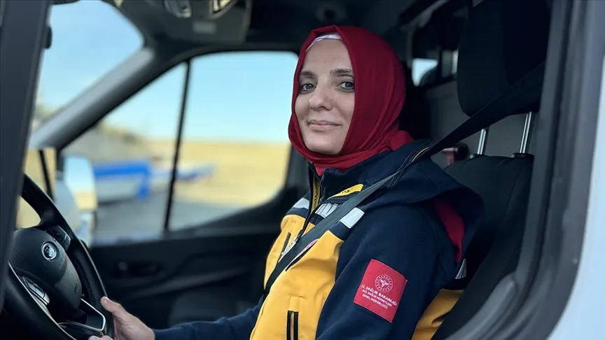 Ambulans sürücüsü olarak başladığı 112