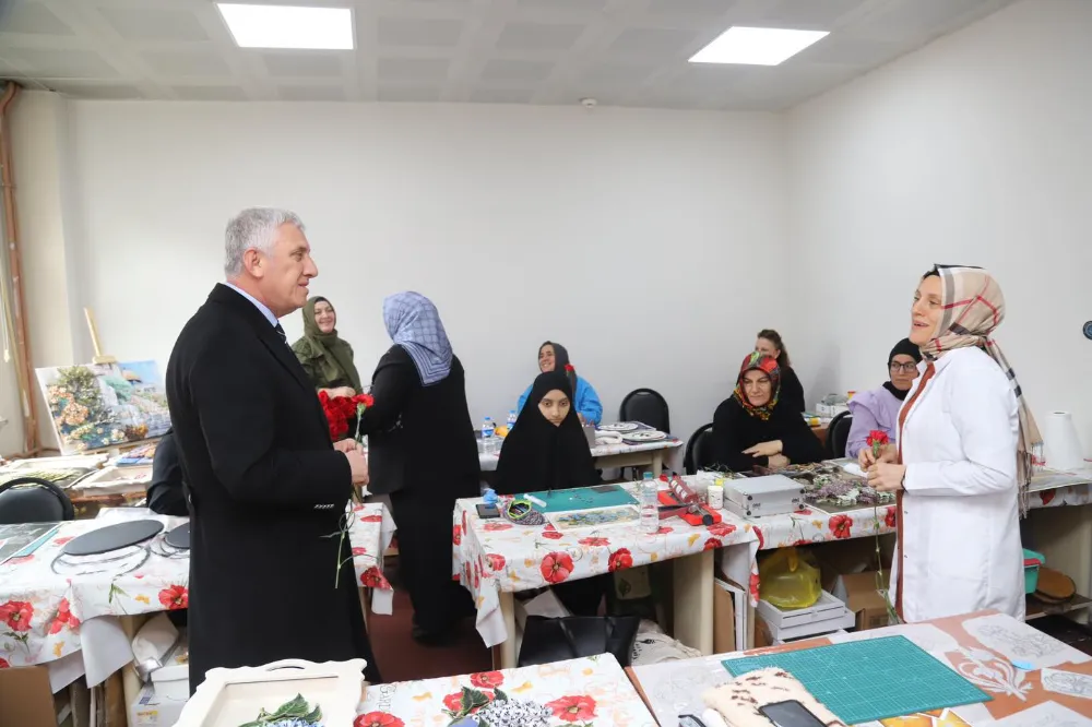 Of Belediye Başkanı Sarıalioğlu, 8 Mart Dünya Kadınlar Günü