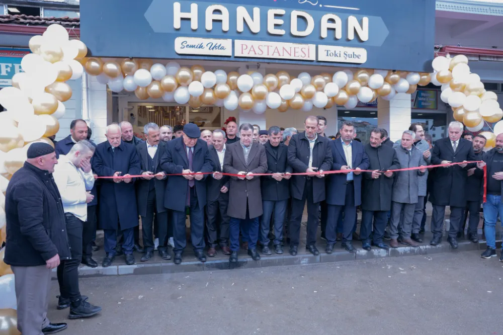 Bayburt Valisi Mustafa Eldivan, Hanedan Pastanesi