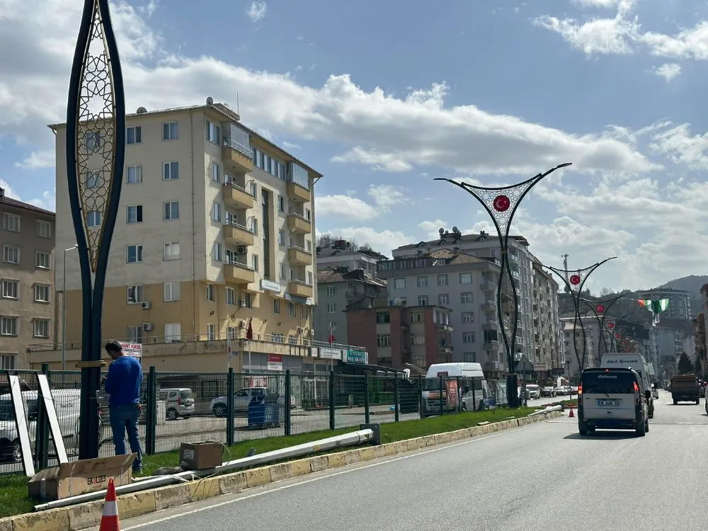 Çayeli Belediyesi ilçe görünümüne dokunmaya devam ediyor