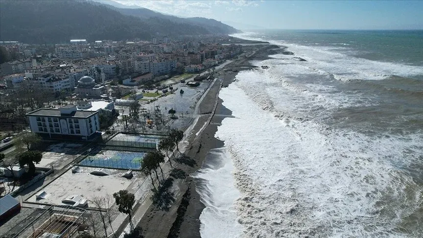 Meteorolojiden Doğu Karadeniz için fırtına uyarısı