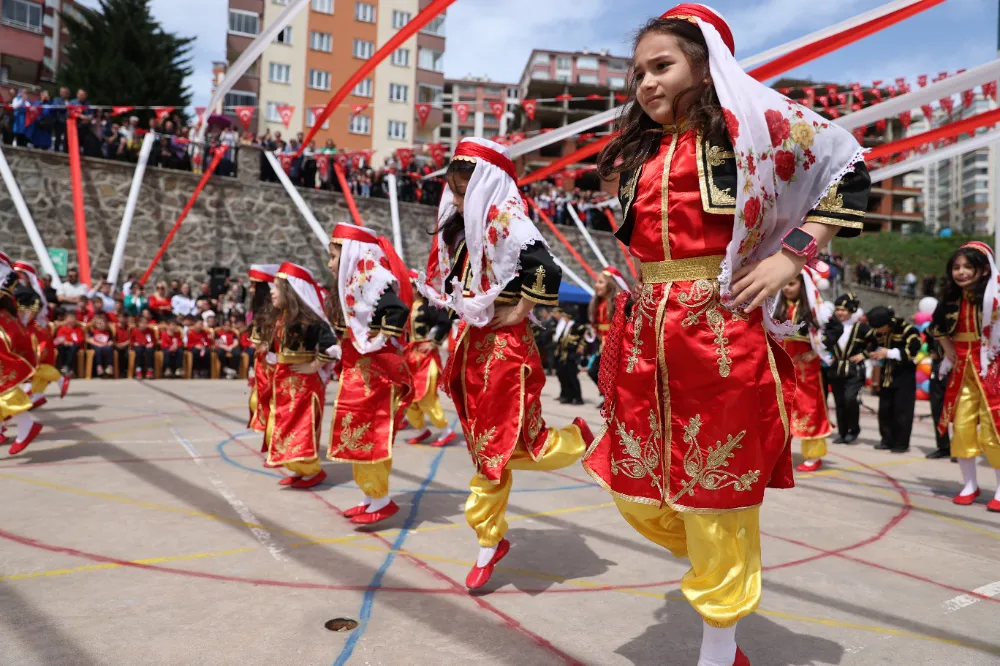 23 Nisan Ulusal Egemenlik ve Çocuk Bayramı Karadeniz