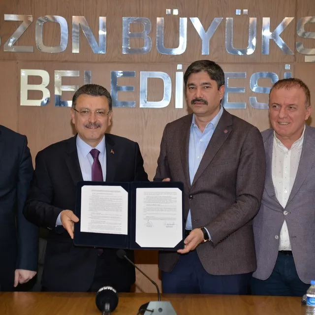 Trabzon Büyükşehir Belediyesi ve Bem-Bir-Sen arasında protokol imzalandı