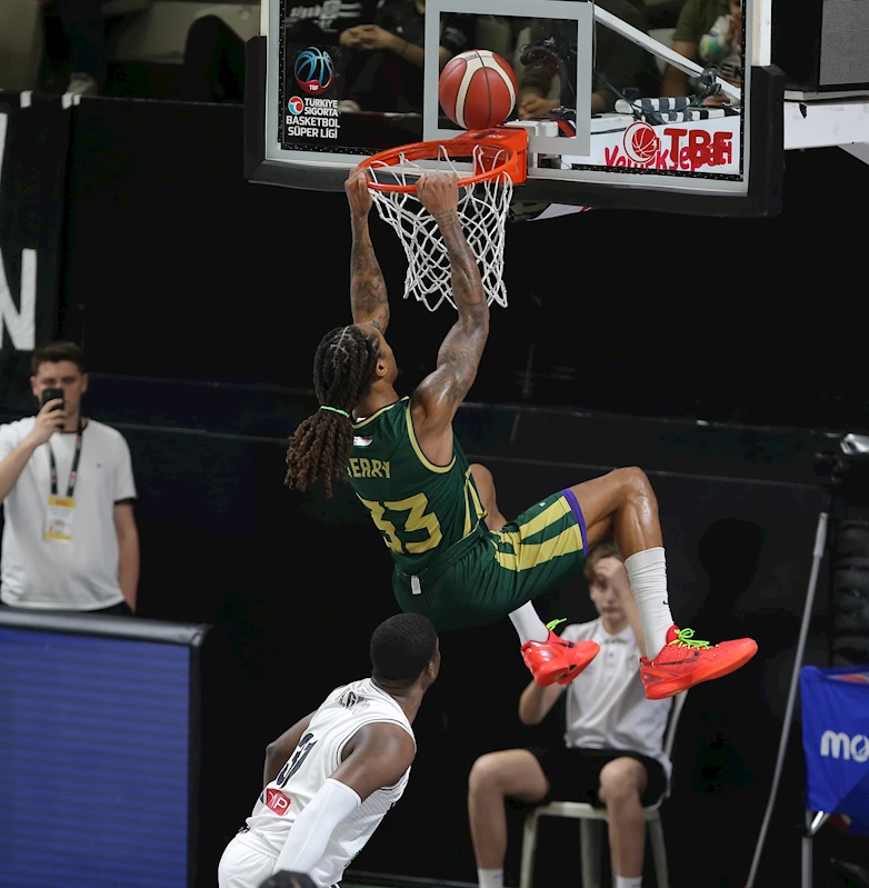 Beşiktaş Emlakjet - Manisa Büyükşehir Belediye Spor: 92-74