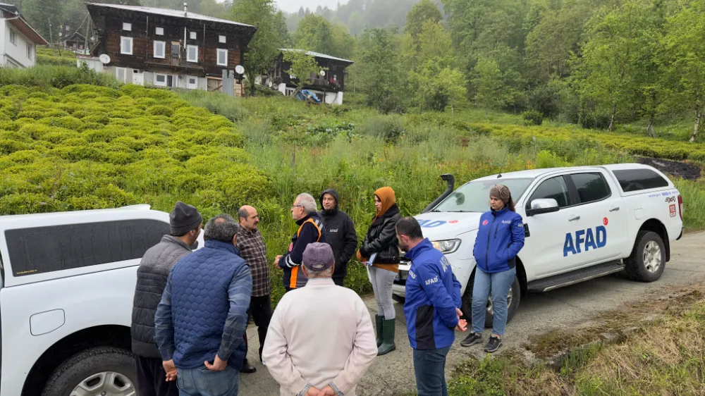 Prof. Dr Candan Gökçeoğlu afet riski taşıyan alanlarda inceleme gerçekleştirdi