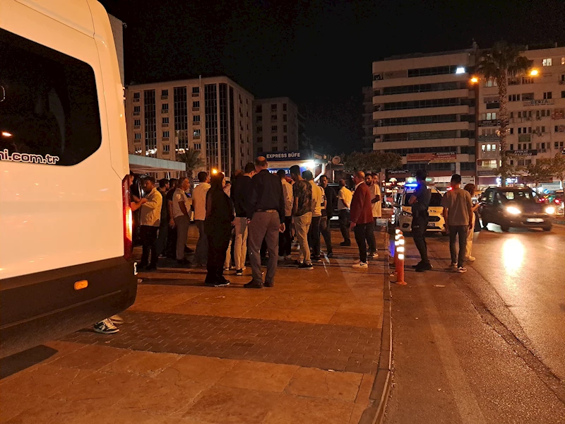 Taksiciler, özel taşımacılık yapan şoförün turist almasına öfkelendi