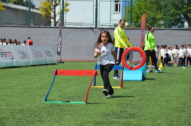 Çocuk Atletizm Şenliği, Bahçelievler’de düzenlendi