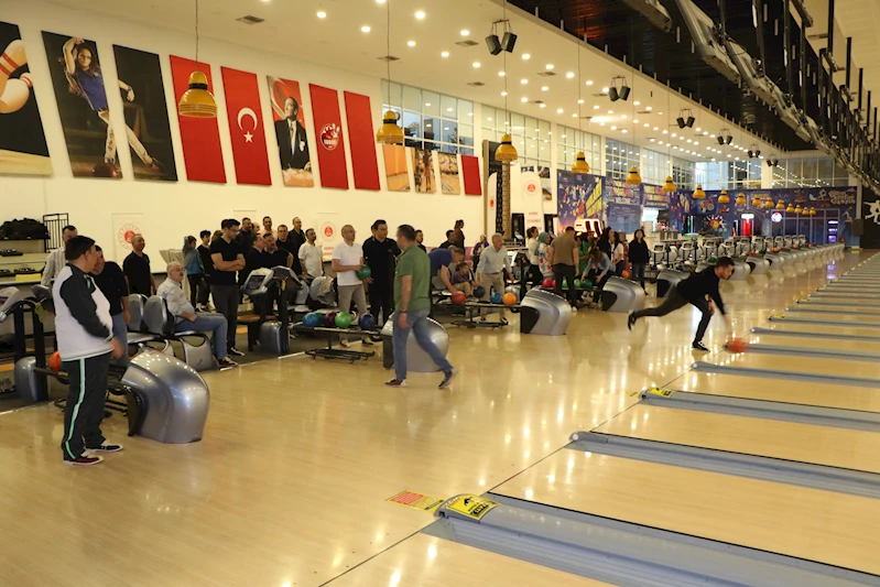 Hakimler ve savcılar bowling turnuvasında yarıştı