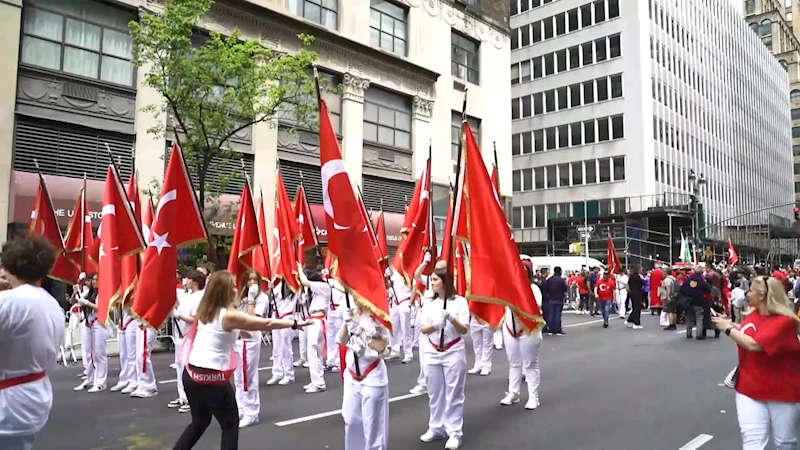 Geleneksel Türk Günü Yürüyüşü’nün 41’incisi New York