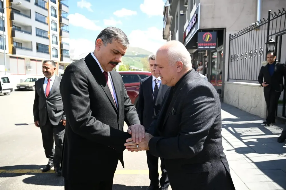 Erzurum Valisi Vali Mustafa Çiftçi, İran Cumhurbaşkanı Reisi için Taziye Ziyaretinde Bulundu