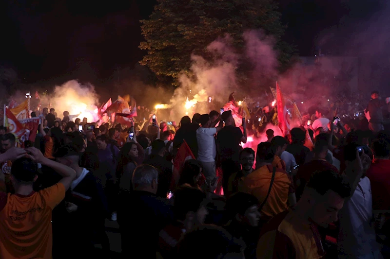 Galatasaraylı taraftarlar, Ankara