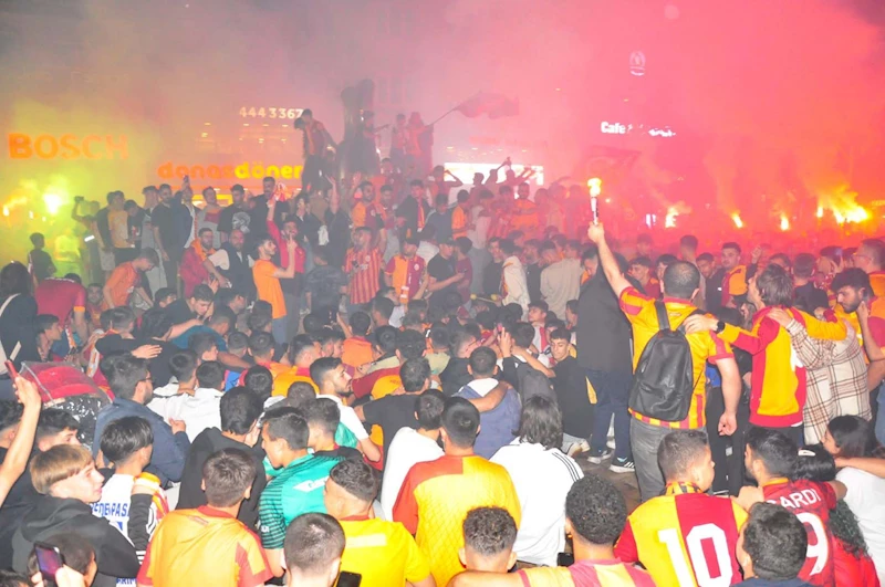 Galatasaray’ın şampiyonluğu Manisa’da coşkuyla kutlandı