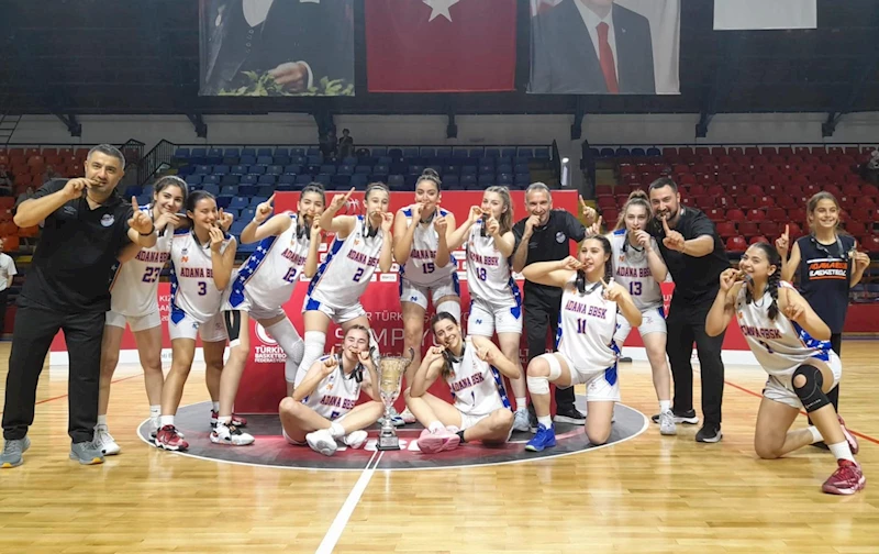 Adana Büyükşehir Belediyesi U16 basketbol takımı Türkiye şampiyonu