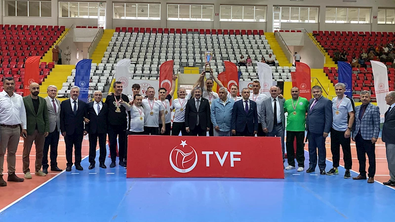 Osmaniye’de oynanan, Oturarak Voleybol Süper Ligi final müsabakaları sona erdi