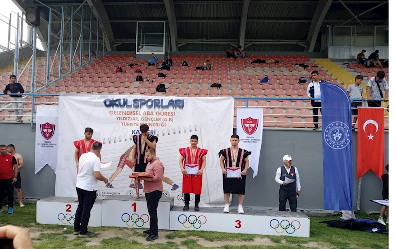 Termeli sporculardan güreş başarısı 