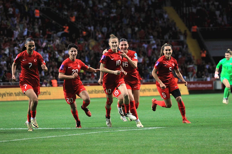 A Milli Kadın Futbol Takımı, Azerbaycan