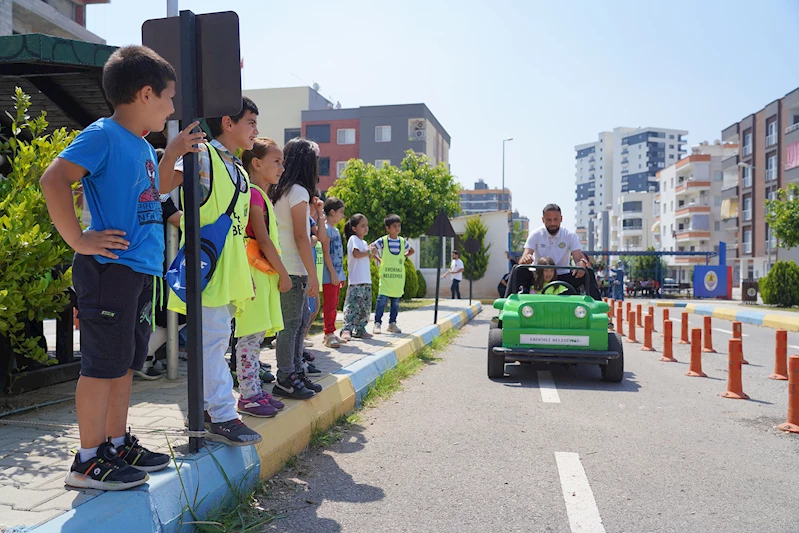 Erdemli’de 10 bin öğrenciye trafik eğitimi