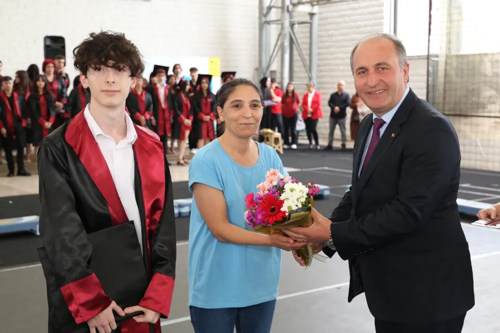 Hüseyin Gürkan Anadolu Lisesi Diploma Töreni Coşkuyla Kutlandı