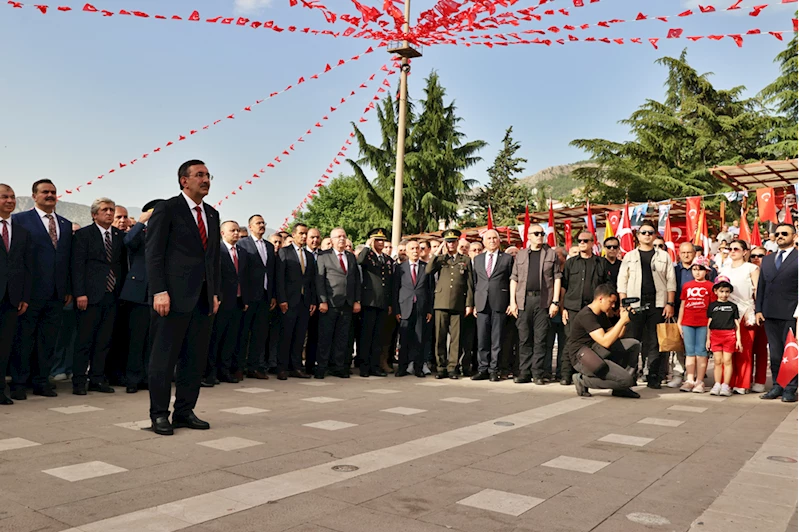 Cumhurbaşkanı Yardımcısı Yılmaz Amasya Tamimi