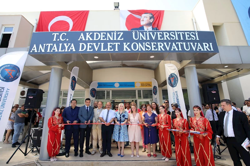 Antalya Devlet Konservatuvarı yeni binasına kavuştu