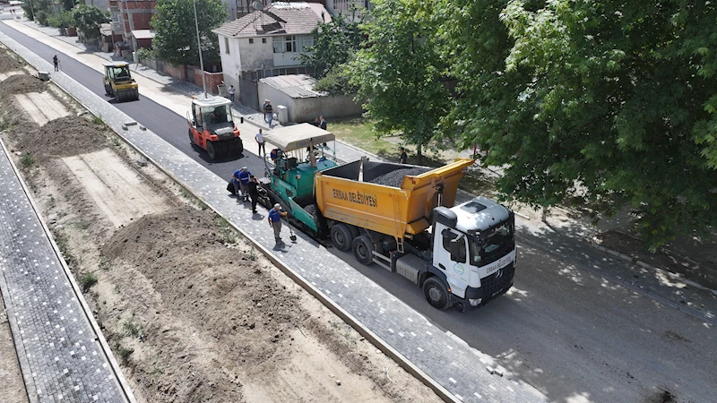 Yeniden düzenlenen bulvarın 2. etabında asfalt çalışmalarına başlandı