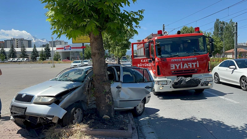 Kurban kesmeye giderken kazada yaralandı