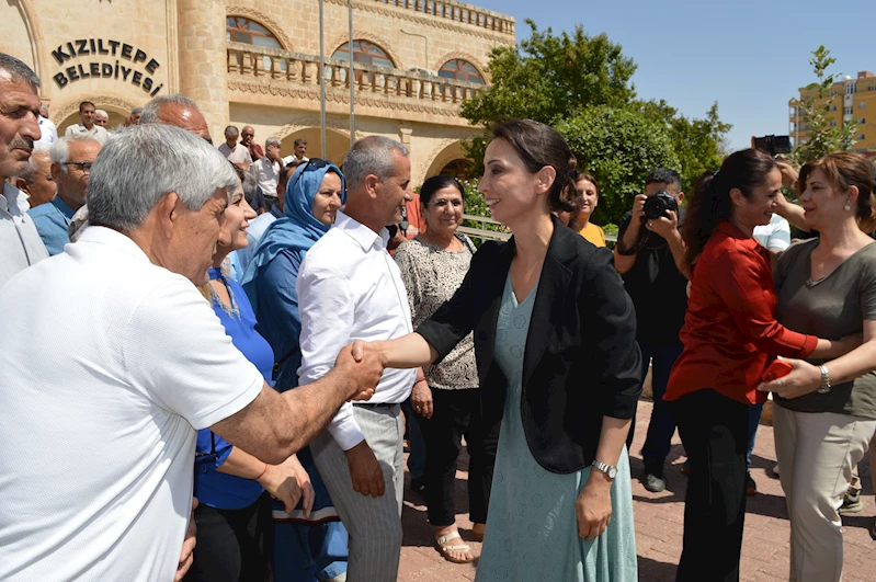 Tülay Hatimoğulları: Anayasada 