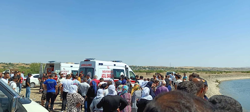 Serinlemek için girdiği çayda boğulma tehlikesi geçirdi