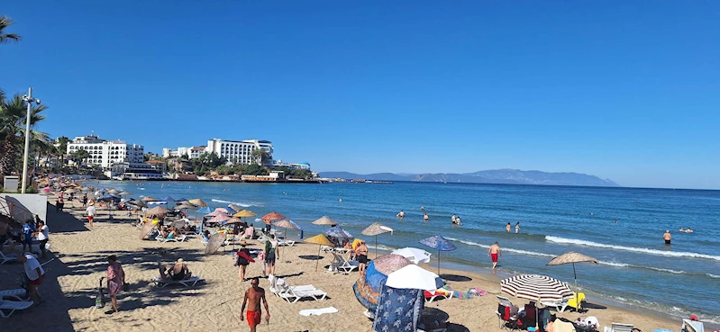 Kuşadası bayramda 1 milyon 200 bin yerli ve yabancı turisti ağırladı