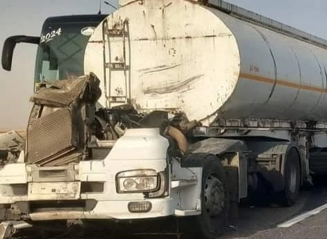 Mardin’de TIR’a arkadan çarptı tankerin kupa kısmı koptu; şoför yaralı