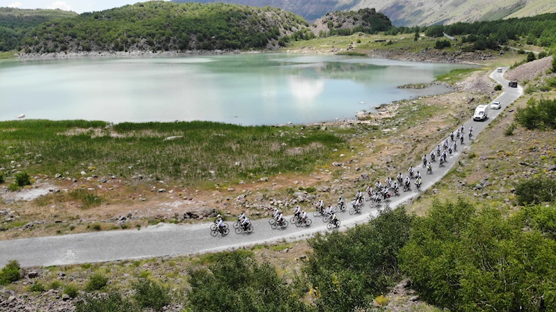 Nemrut Krater Gölü’nden Nemrut Dağı’na pedal çevirecekler