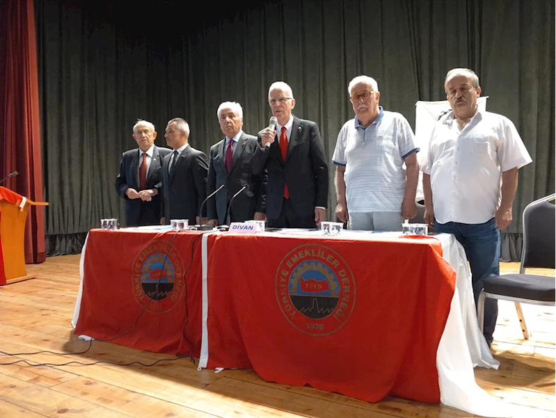 Türkiye Emekliler Derneği Karadeniz Ereğli Şubesi Başkanı Ayhan, güven tazeledi