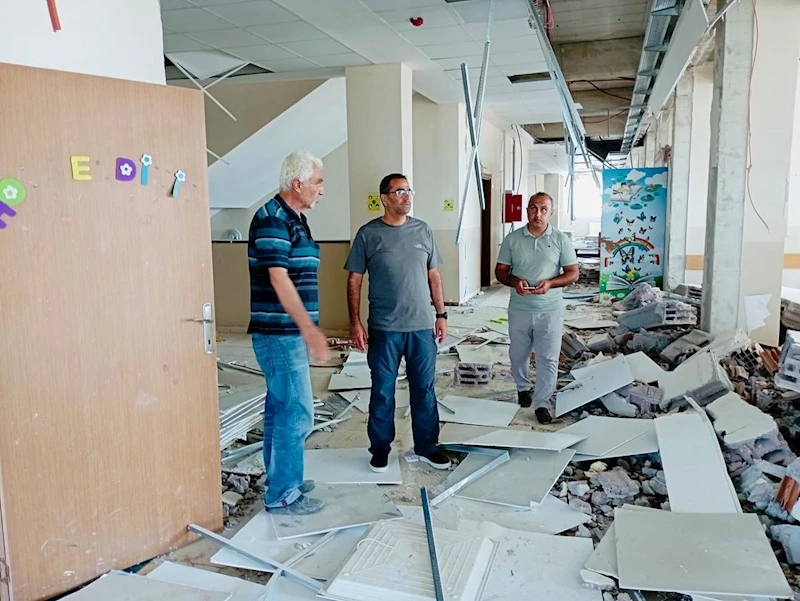 Hatay’da depremde hasar gören okullarda tadilat sürüyor 