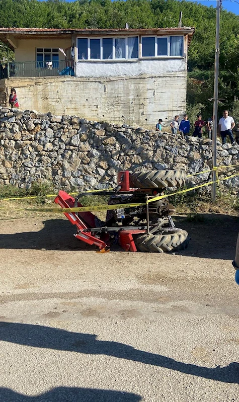 Çocukların üzerinde oynadıkları traktör hareket edip bahçeye devrildi: 1 ölü, 1 yaralı