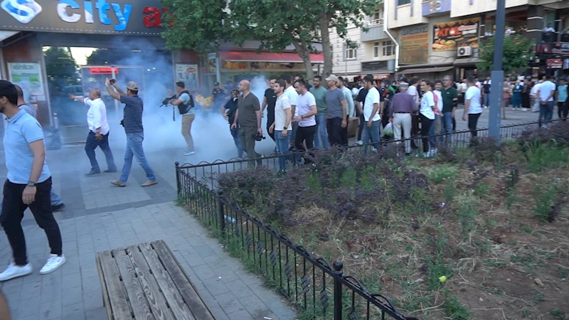 Siirt’te, Hakkari protestosuna polis müdahalesi: 3 gözaltı